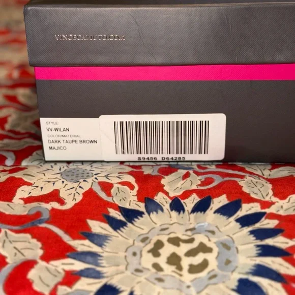 🔥NWT: Vince Camuto Brown Leather Boots - Picture 11 of 11